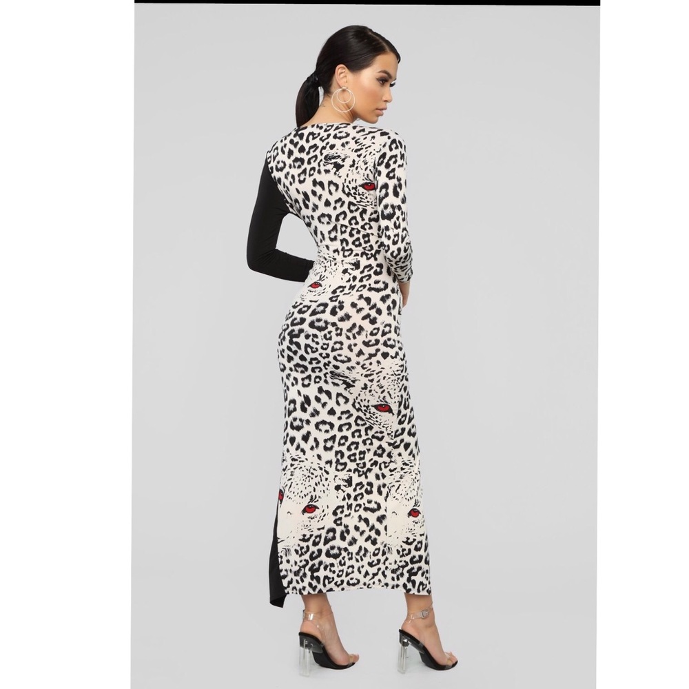 NWOT Leopard Dress - Picture 6 of 6